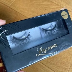 Lilly Lashes Cause We Can Magnetic Lashes